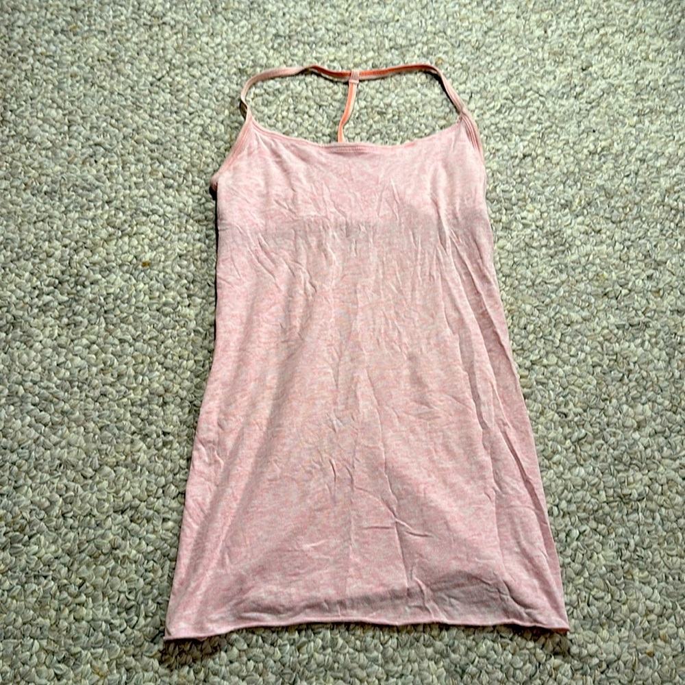Lululemon womens pink tank Sz 6